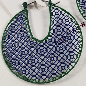 Stunning Women's Blue & Green Filigree Design Teardrop Earrings Silver tone Lock